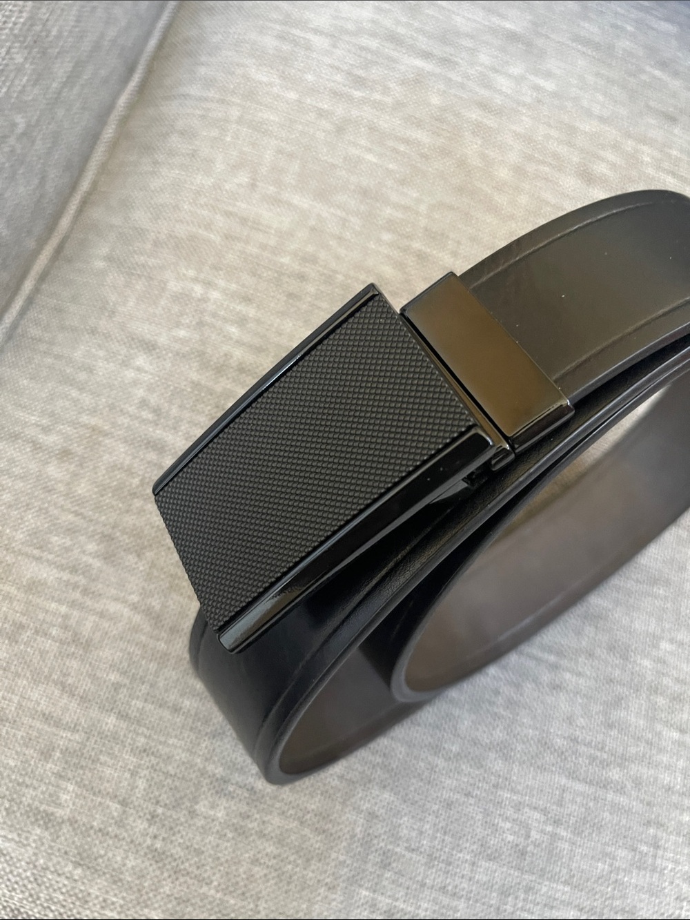 Men’s Black Ratchet Style Belt Size 38 NWT